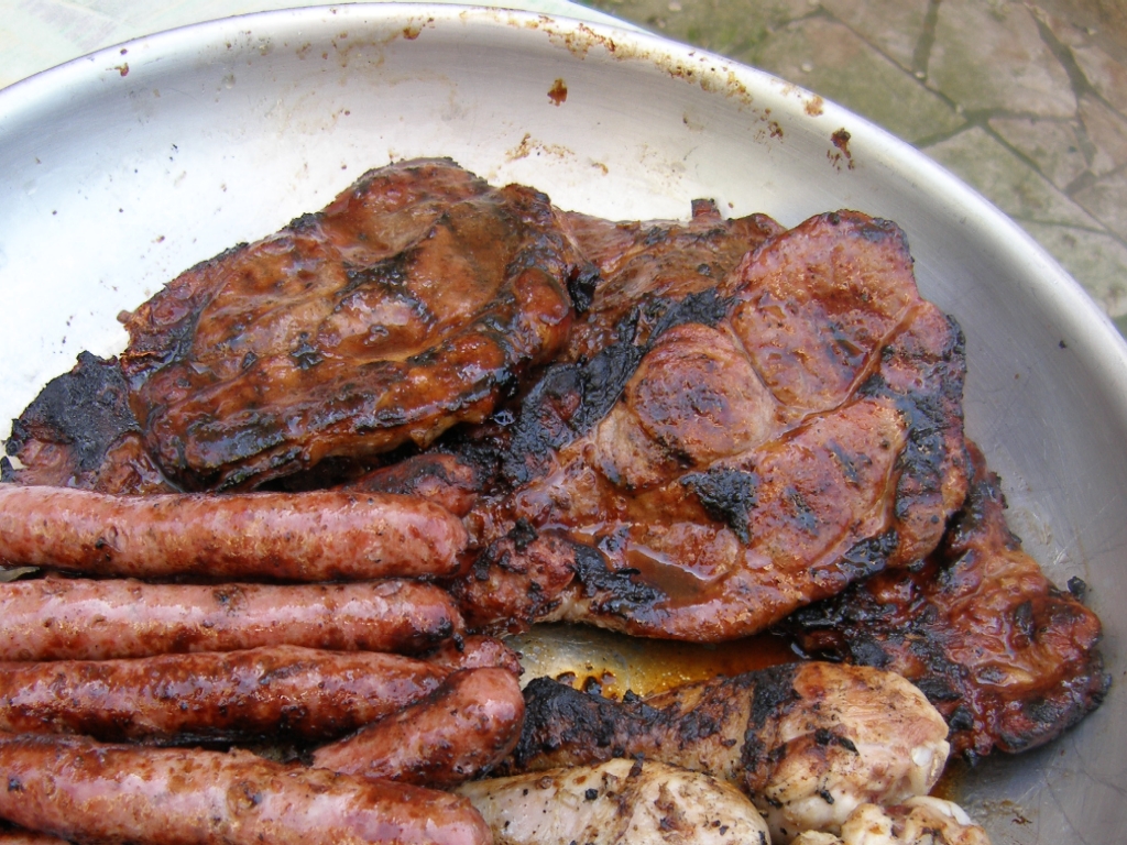 Côtes de porc sauce aigre-douce au barbecue.